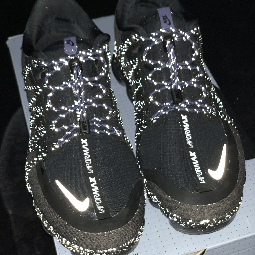 **SOLD** VAPORMAX RUN UTLTY - Picture 6 of 8